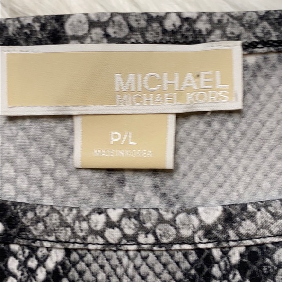 Michael Kors Snake Skin Print Dress w/Bottom Band - Picture 6 of 7